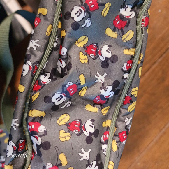 Green olive insulated small Disney Mickey Mouse tote purse with makeup bag - Picture 2 of 5